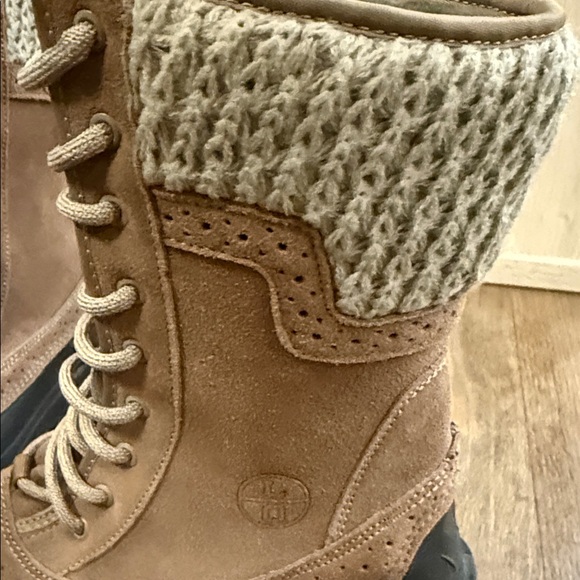 New Winter Boots Women’s Size 8 - Picture 9 of 12